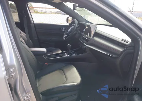 2025 Jeep Compass Trailhawk 4X4 z USA, uszkodzony, nr VIN 3C4NJDDN7ST594866